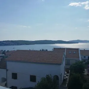 Kartelo Apartament Trogir